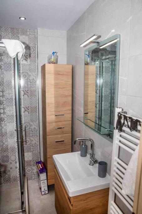 Lavrio Seaview 2Bdr Apt 4 Min Dive From The Sea Exterior foto